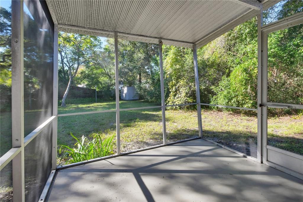 For Sale: $249,900 (2 beds, 1 baths, 908 Square Feet)