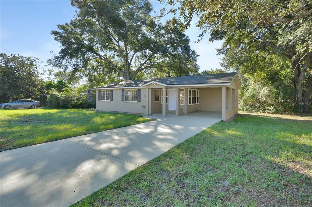 For Sale: $249,900 (2 beds, 1 baths, 908 Square Feet)