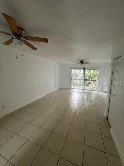 En Venta: $118,500 (2 camas, 1 baños, 1074 Pies cuadrados)
