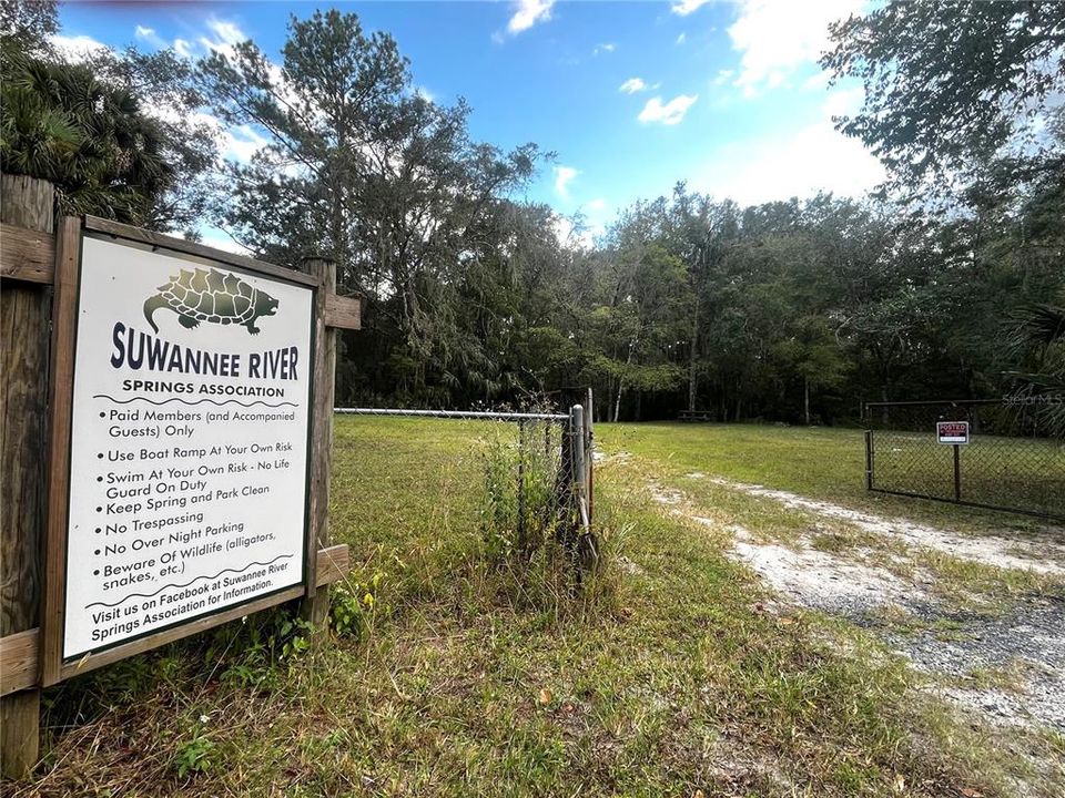 En Venta: $45,000 (1.59 acres)