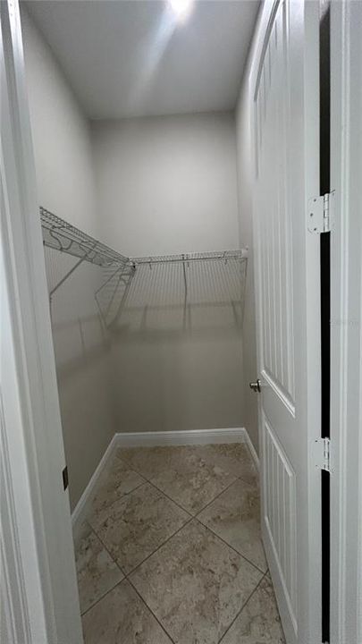 For Sale: $309,900 (3 beds, 2 baths, 1389 Square Feet)