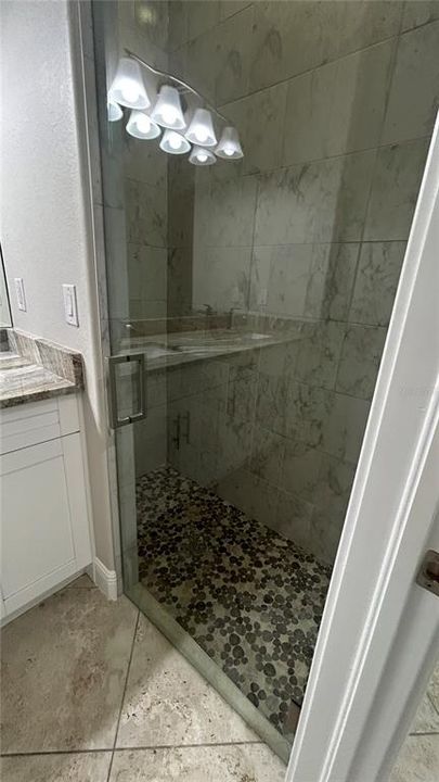 For Sale: $309,900 (3 beds, 2 baths, 1389 Square Feet)