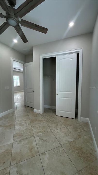 For Sale: $309,900 (3 beds, 2 baths, 1389 Square Feet)