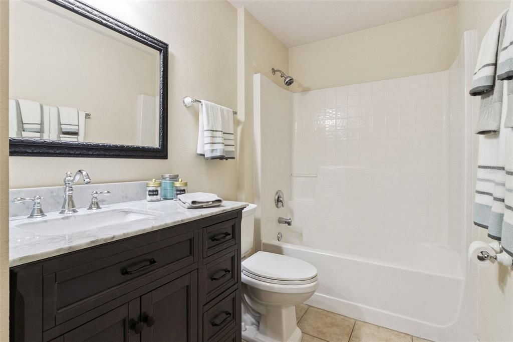 For Sale: $300,000 (3 beds, 2 baths, 1799 Square Feet)