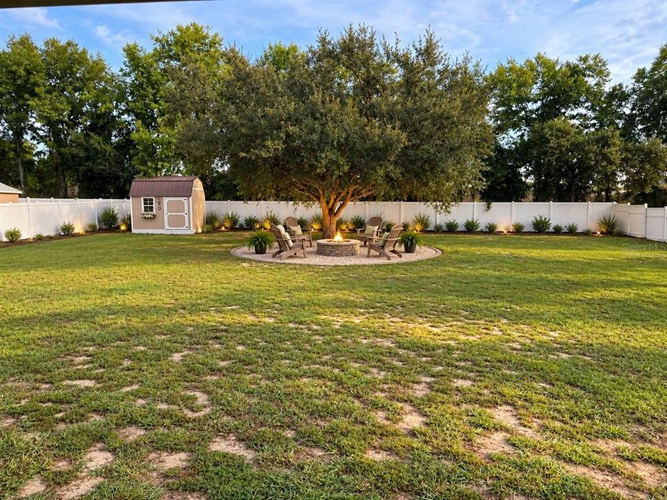 For Sale: $300,000 (3 beds, 2 baths, 1799 Square Feet)
