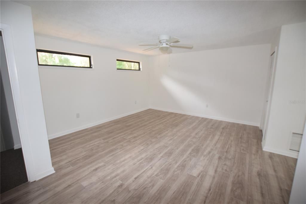 В аренду: $1,595 (2 спален, 2 ванн, 1322 Квадратных фут)
