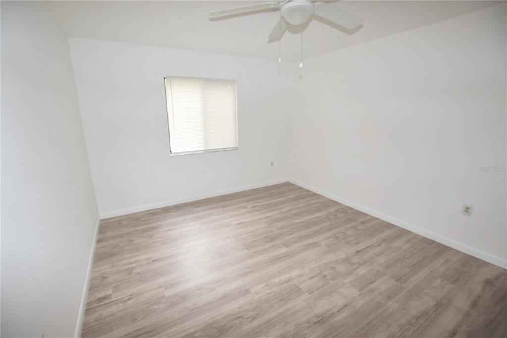 В аренду: $1,595 (2 спален, 2 ванн, 1322 Квадратных фут)