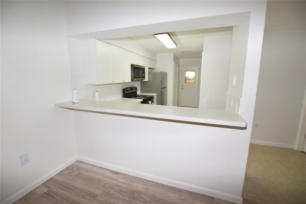 В аренду: $1,595 (2 спален, 2 ванн, 1322 Квадратных фут)