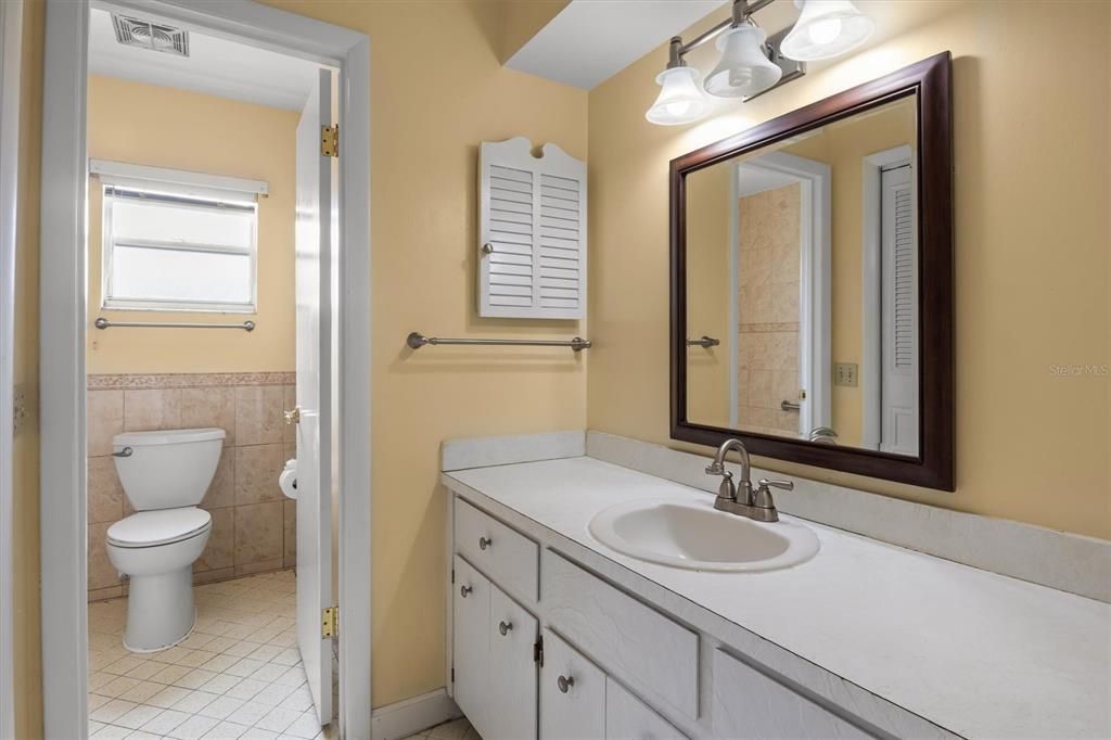 For Sale: $425,000 (4 beds, 2 baths, 2280 Square Feet)