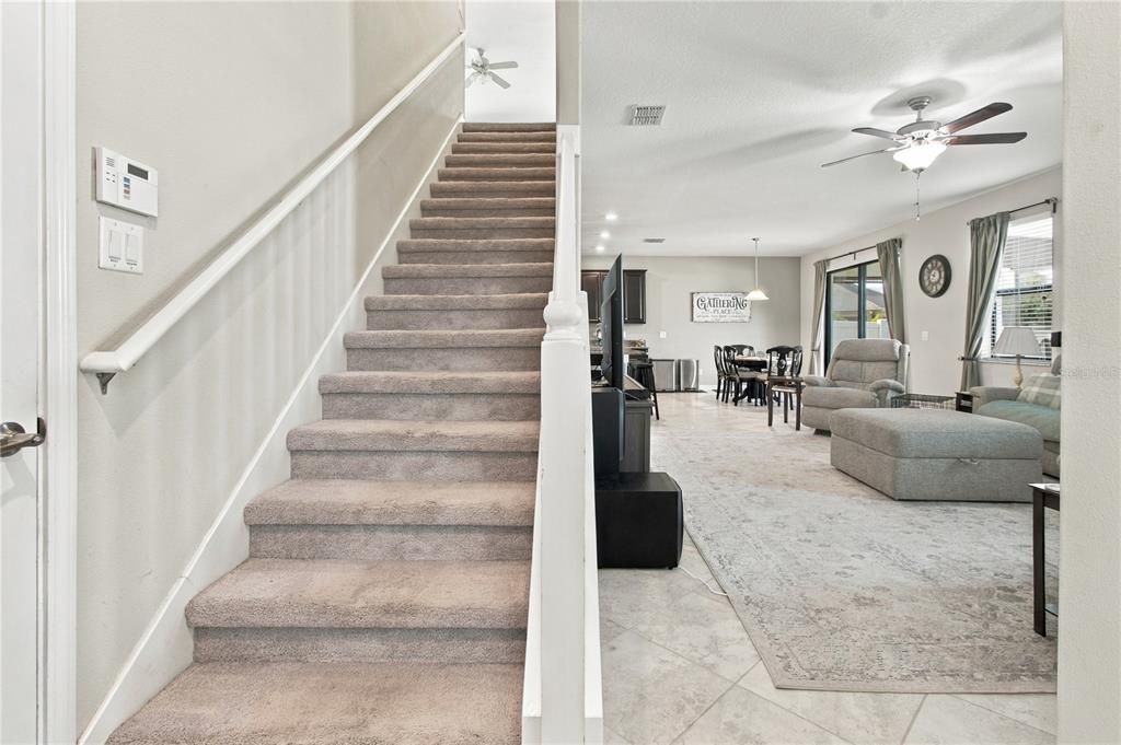 En Venta: $514,900 (4 camas, 2 baños, 2947 Pies cuadrados)