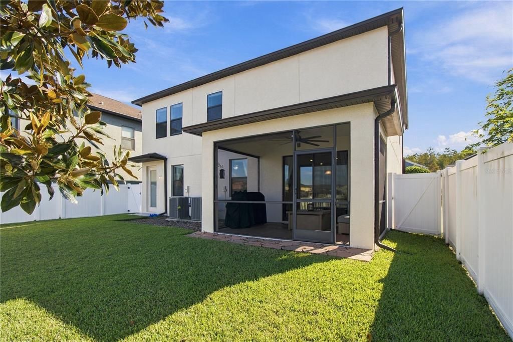 En Venta: $514,900 (4 camas, 2 baños, 2947 Pies cuadrados)