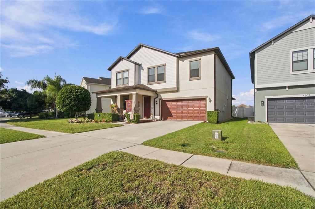 En Venta: $514,900 (4 camas, 2 baños, 2947 Pies cuadrados)