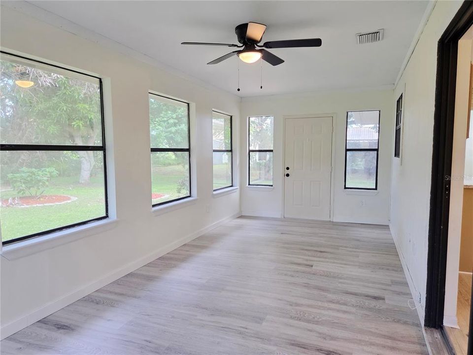 En Venta: $234,900 (2 camas, 2 baños, 1340 Pies cuadrados)