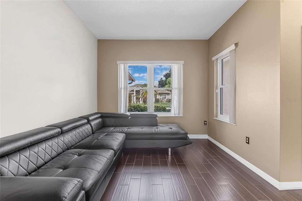 Active With Contract: $375,000 (4 beds, 3 baths, 2384 Square Feet)