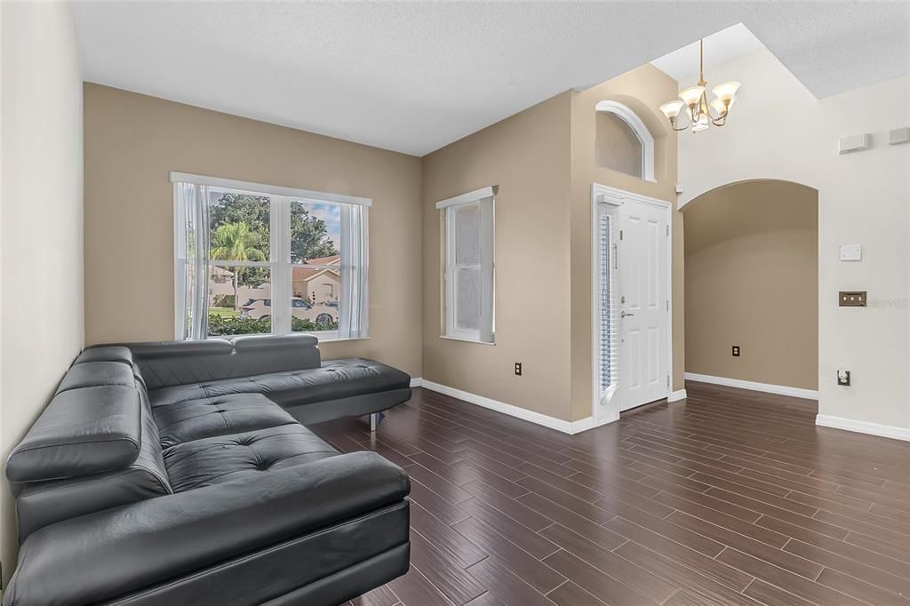 Active With Contract: $375,000 (4 beds, 3 baths, 2384 Square Feet)