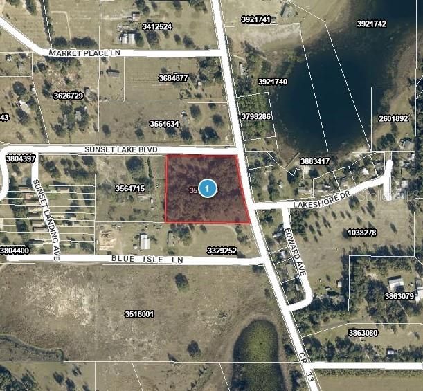 待售: $750,000 (4.58 acres)