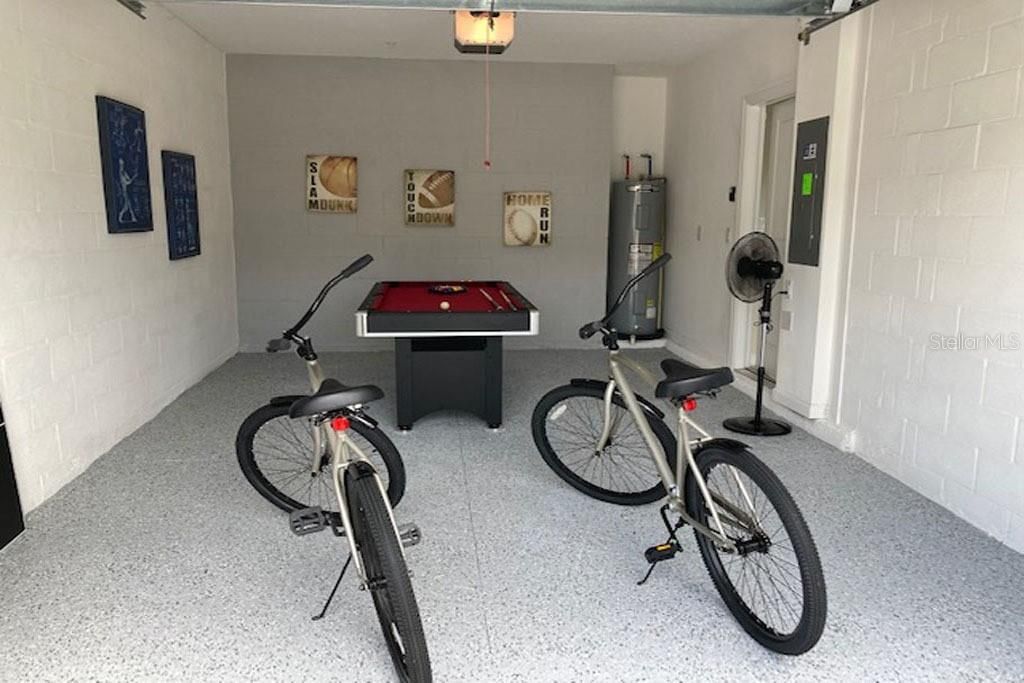 For Sale: $340,000 (3 beds, 2 baths, 1787 Square Feet)