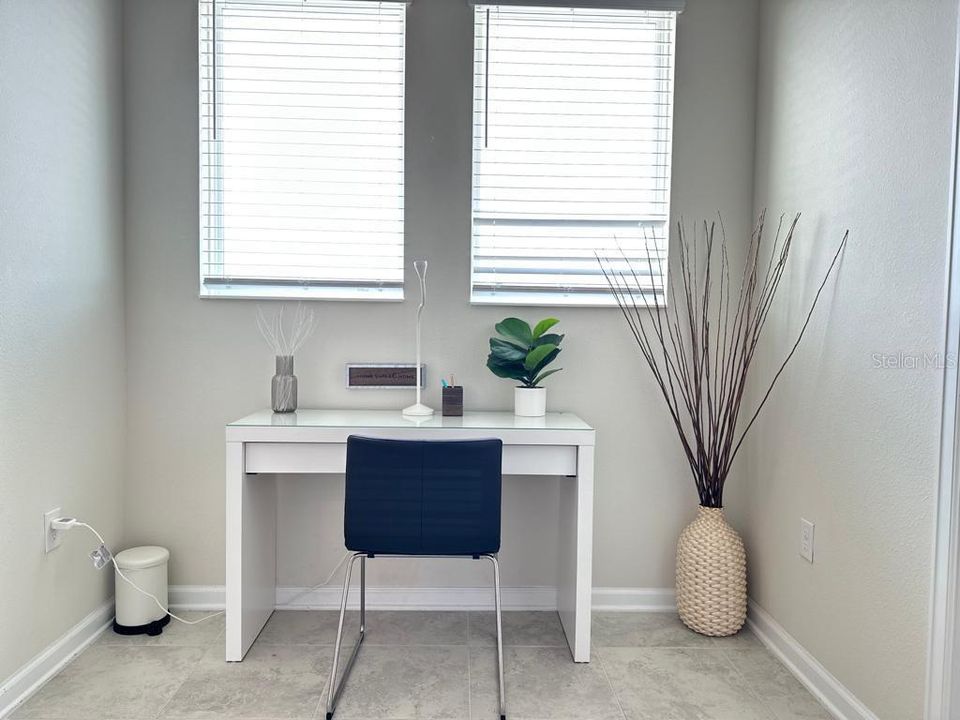 For Sale: $340,000 (3 beds, 2 baths, 1787 Square Feet)