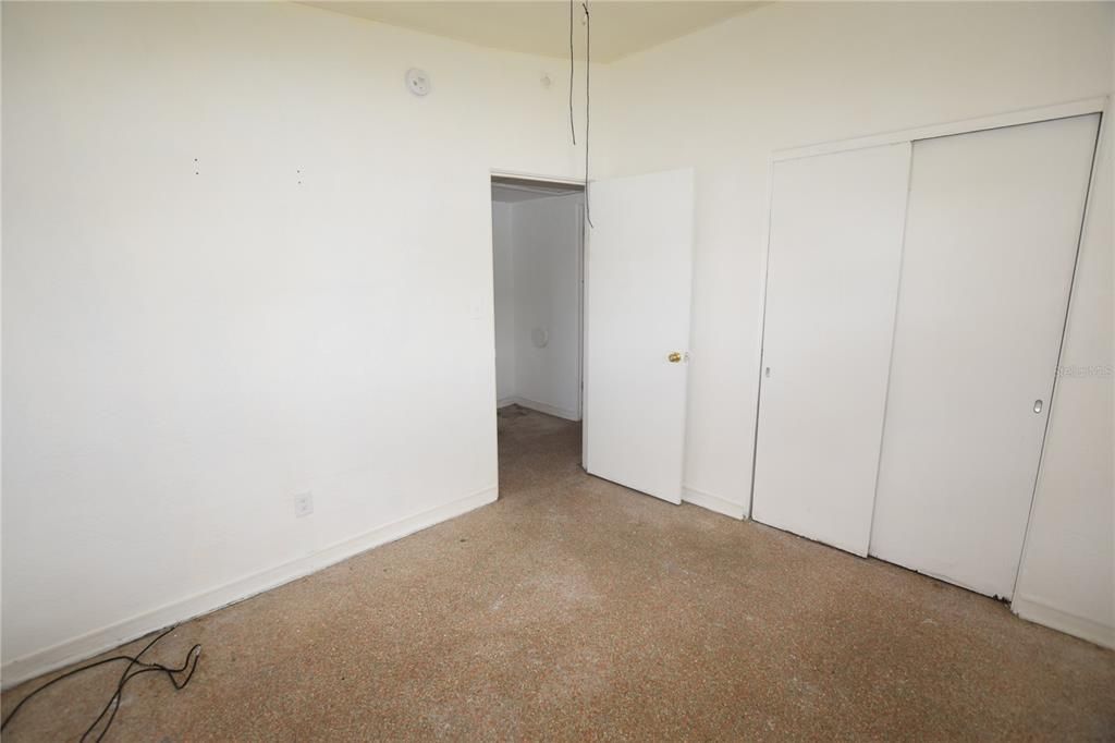 For Rent: $1,200 (2 beds, 1 baths, 672 Square Feet)