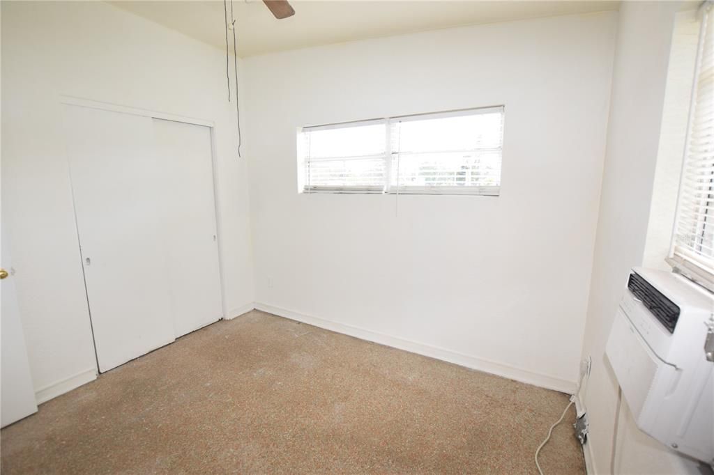 For Rent: $1,200 (2 beds, 1 baths, 672 Square Feet)