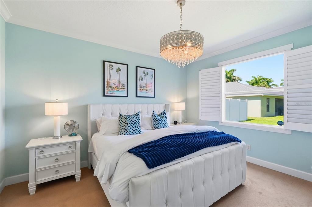 For Sale: $479,000 (3 beds, 2 baths, 1488 Square Feet)