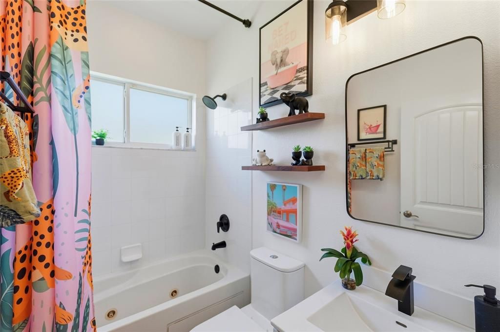 For Sale: $479,000 (3 beds, 2 baths, 1488 Square Feet)