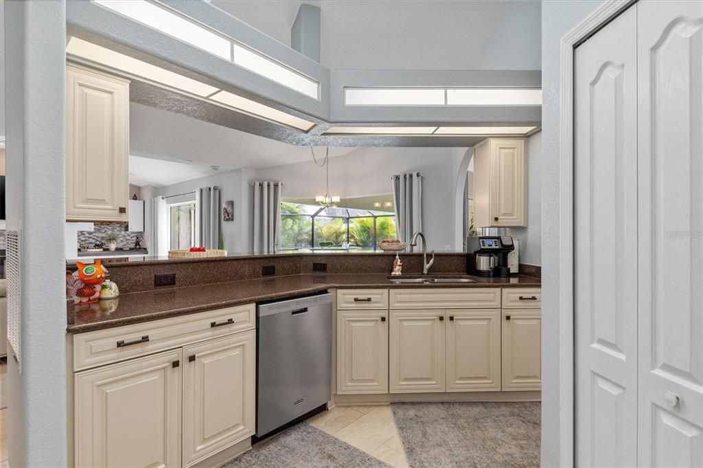 For Sale: $469,000 (3 beds, 2 baths, 2243 Square Feet)