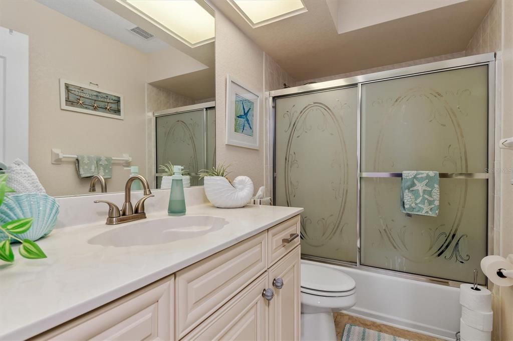 For Sale: $469,000 (3 beds, 2 baths, 2243 Square Feet)