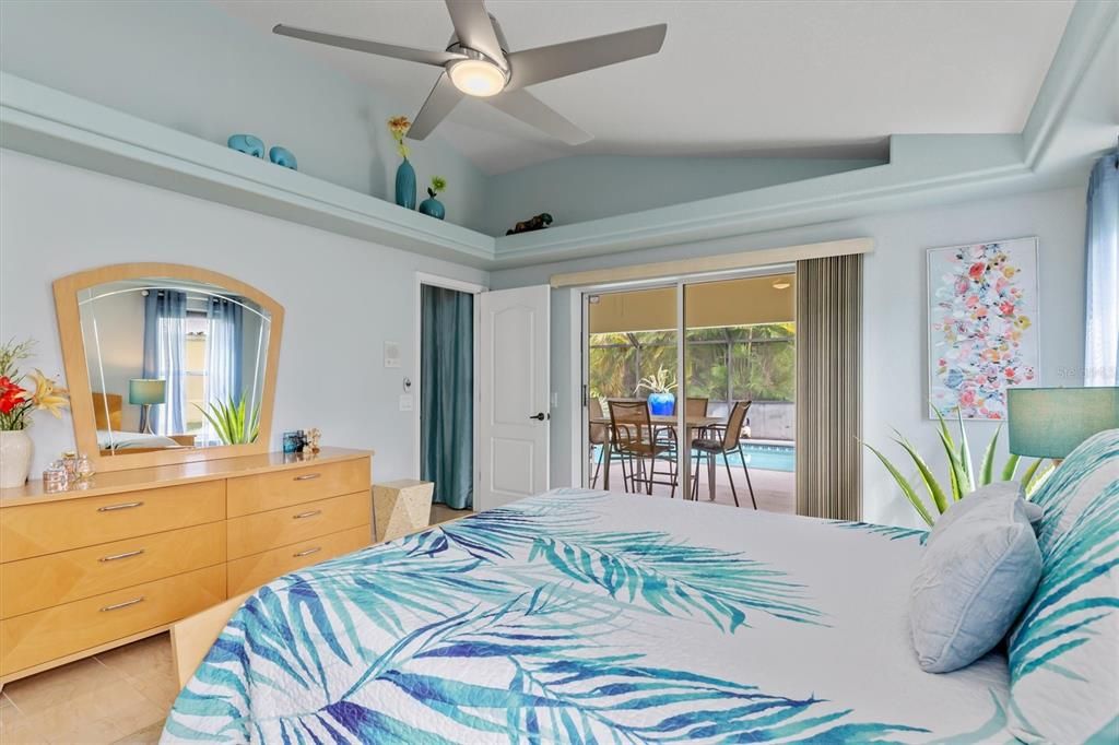 For Sale: $469,000 (3 beds, 2 baths, 2243 Square Feet)