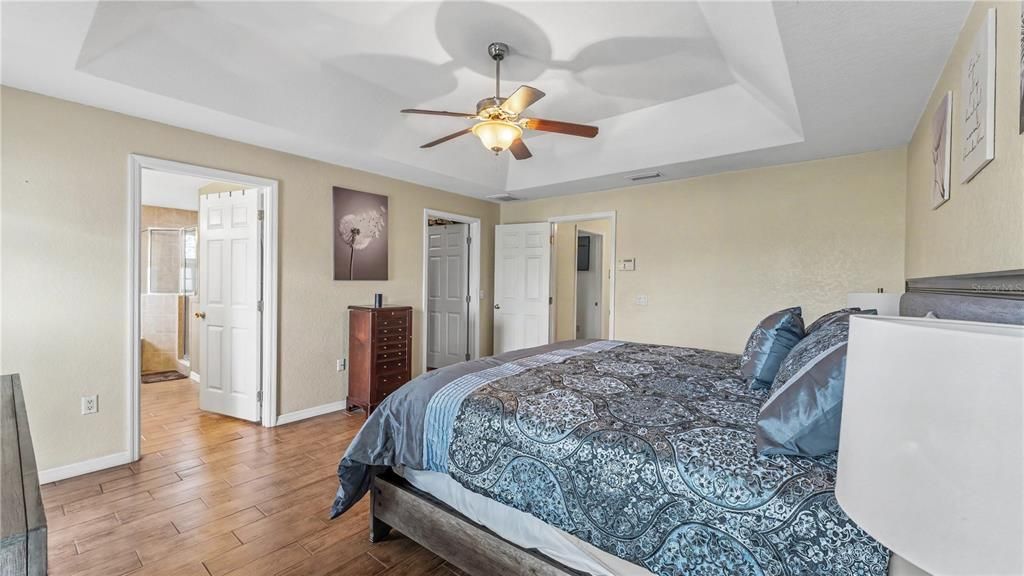 For Sale: $699,000 (4 beds, 2 baths, 2271 Square Feet)