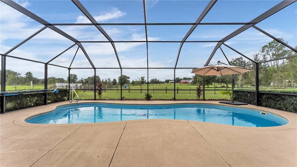 For Sale: $699,000 (4 beds, 2 baths, 2271 Square Feet)