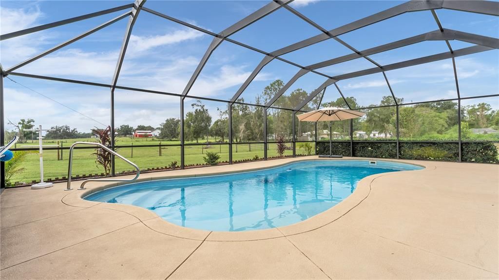 For Sale: $699,000 (4 beds, 2 baths, 2271 Square Feet)