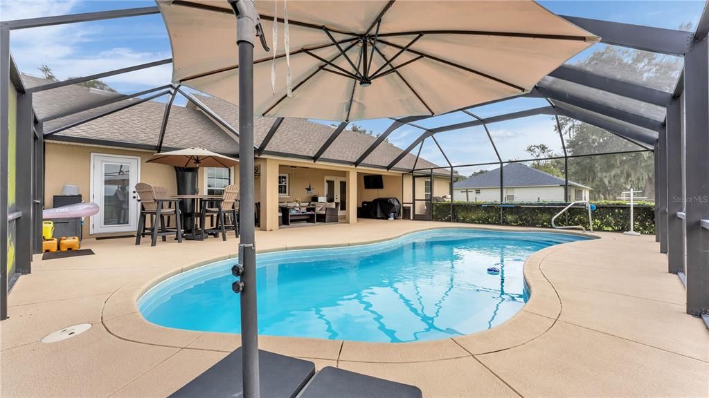 For Sale: $699,000 (4 beds, 2 baths, 2271 Square Feet)
