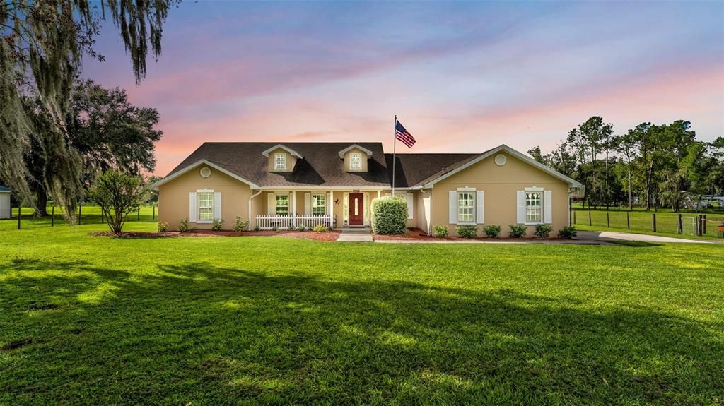 For Sale: $699,000 (4 beds, 2 baths, 2271 Square Feet)