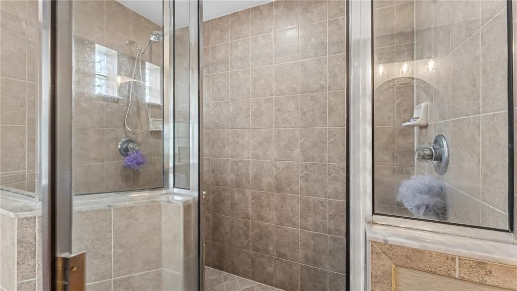 For Sale: $699,000 (4 beds, 2 baths, 2271 Square Feet)
