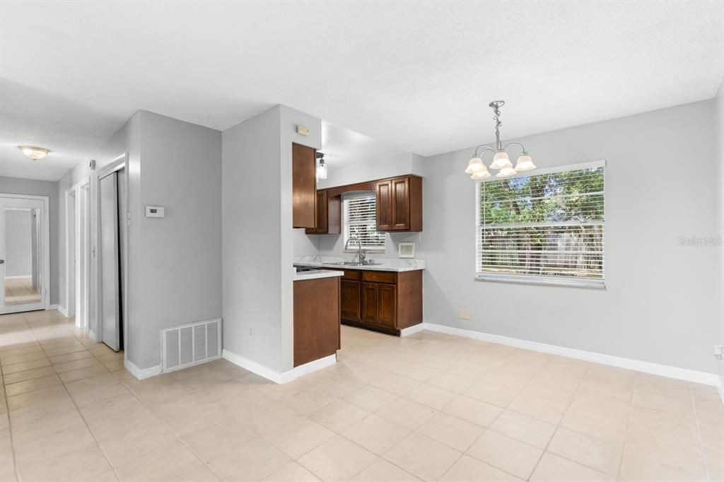 En Venta: $280,000 (3 camas, 1 baños, 950 Pies cuadrados)