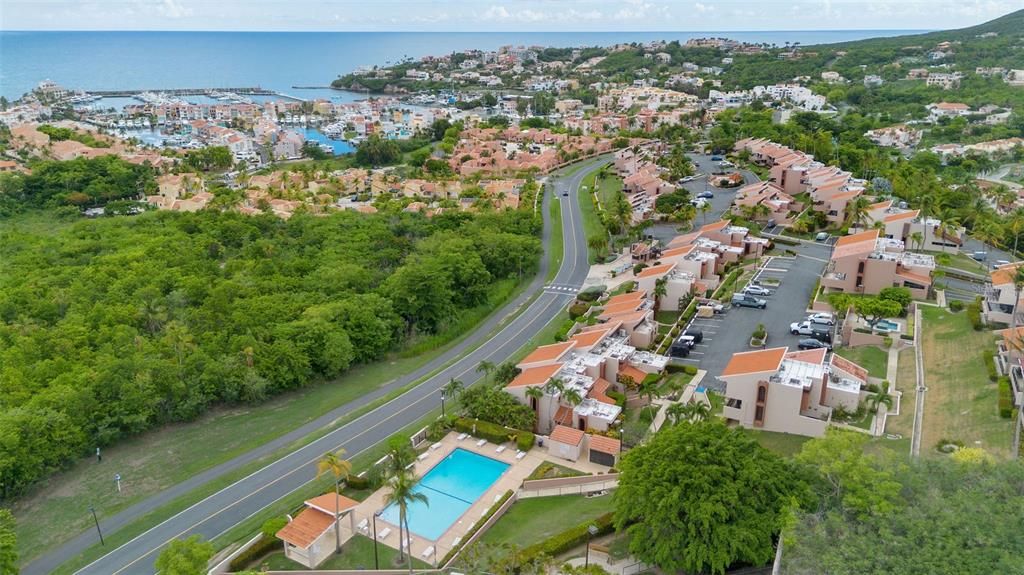 En Venta: $495,000 (2 camas, 2 baños, 1860 Pies cuadrados)