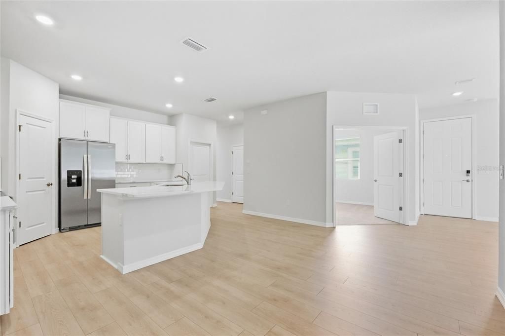 В аренду: $2,550 (3 спален, 2 ванн, 1565 Квадратных фут)