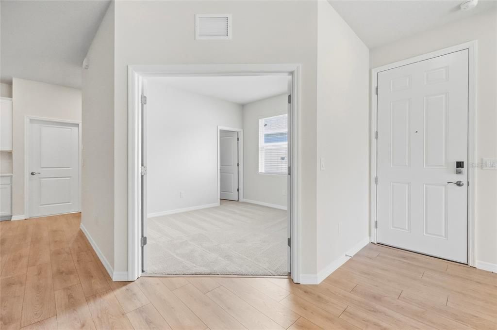 В аренду: $2,550 (3 спален, 2 ванн, 1565 Квадратных фут)