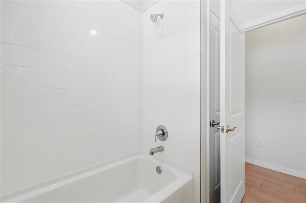 В аренду: $2,550 (3 спален, 2 ванн, 1565 Квадратных фут)