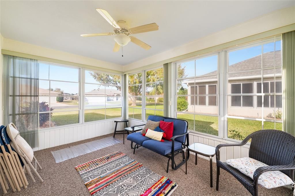 For Sale: $239,000 (2 beds, 2 baths, 1296 Square Feet)