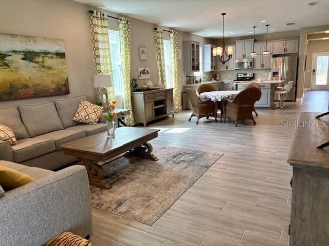 For Sale: $480,000 (4 beds, 3 baths, 2547 Square Feet)