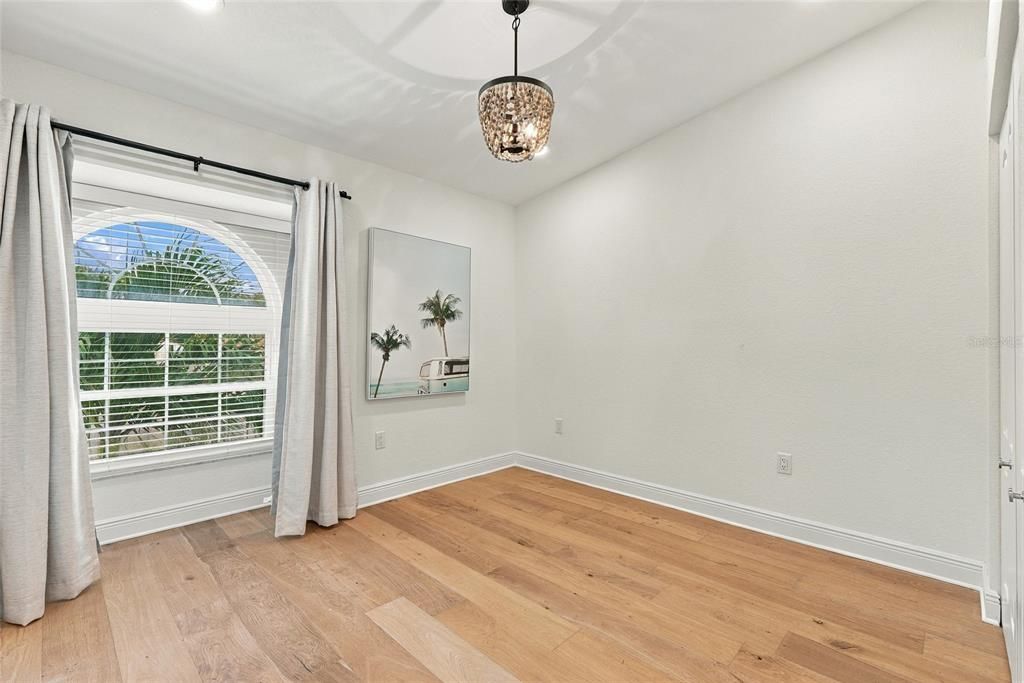 En Venta: $599,000 (3 camas, 2 baños, 2159 Pies cuadrados)