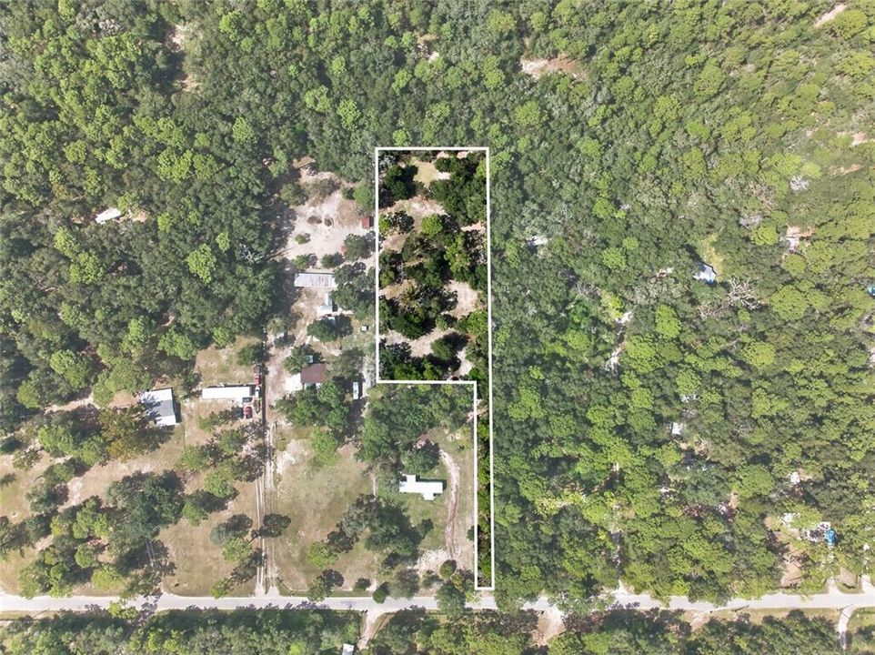 待售: $150,000 (1.37 acres)