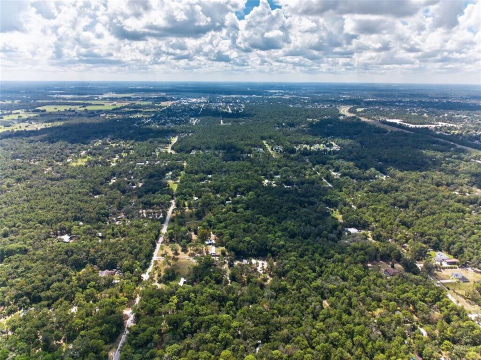 待售: $150,000 (1.37 acres)