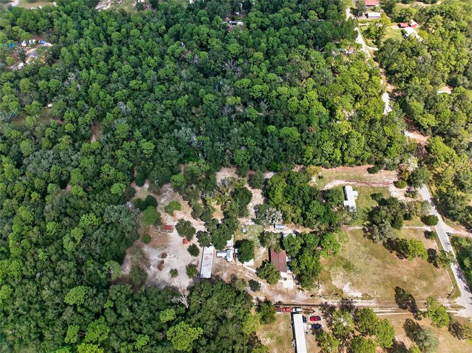 待售: $150,000 (1.37 acres)