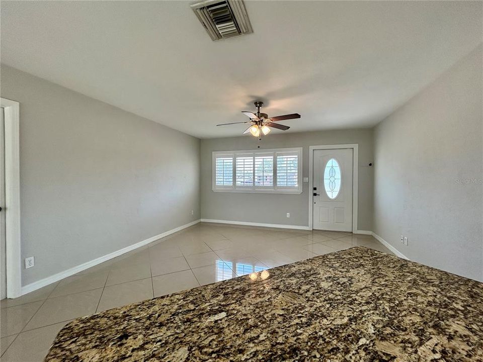 For Rent: $3,000 (3 beds, 2 baths, 1052 Square Feet)