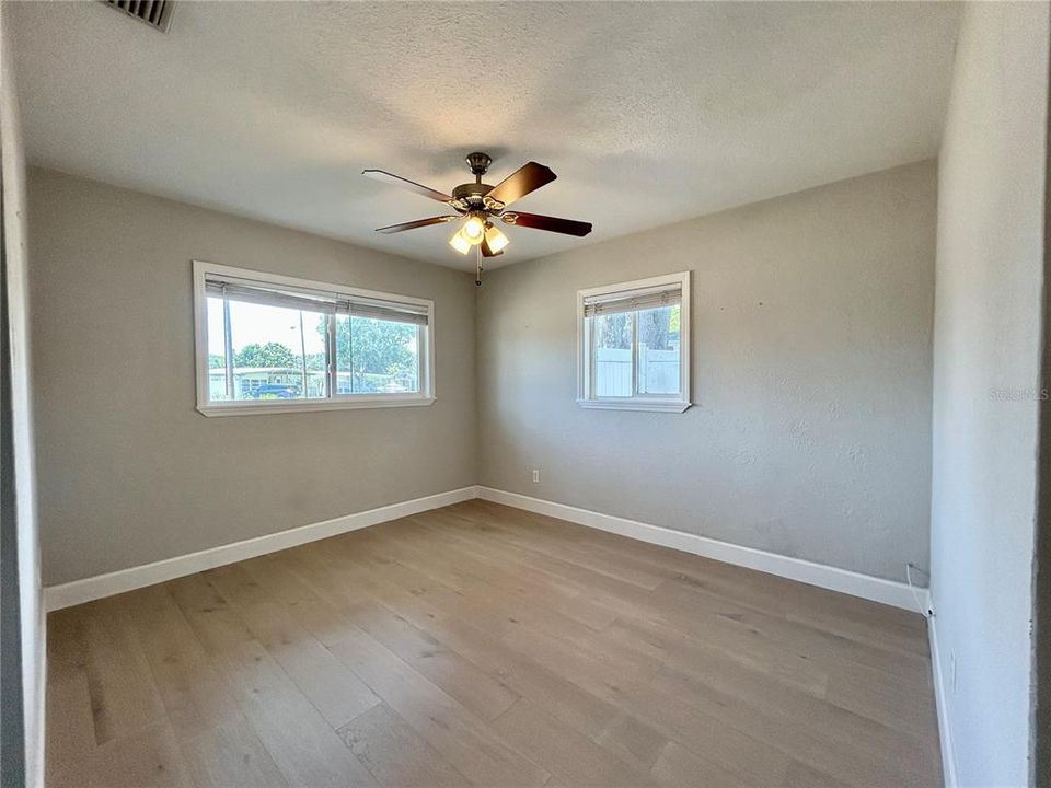 For Rent: $3,000 (3 beds, 2 baths, 1052 Square Feet)