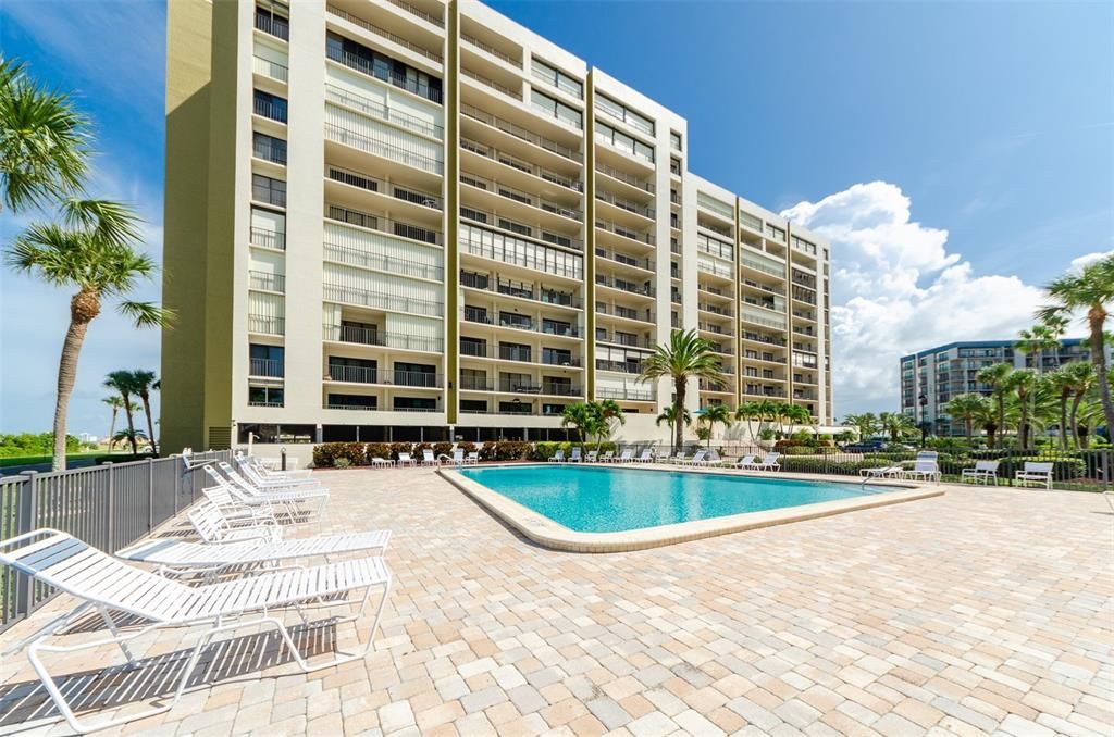 For Rent: $5,000 (2 beds, 2 baths, 1331 Square Feet)
