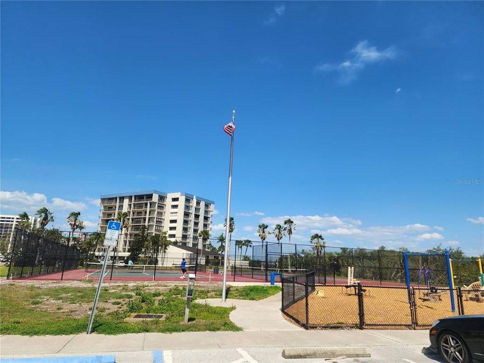 For Rent: $5,000 (2 beds, 2 baths, 1331 Square Feet)